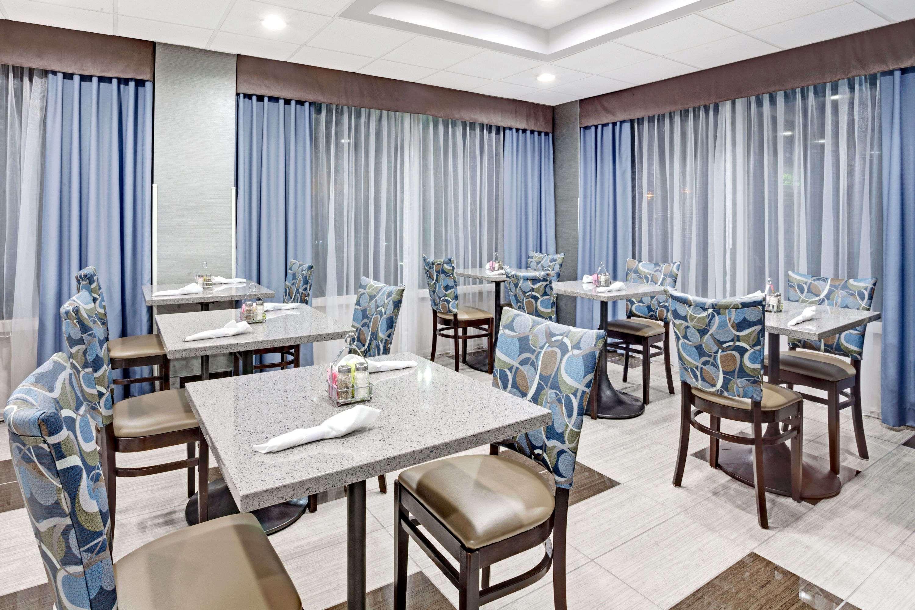 Hotel Wyndham Garden Charlotte Airport Southeast Zewnętrze zdjęcie