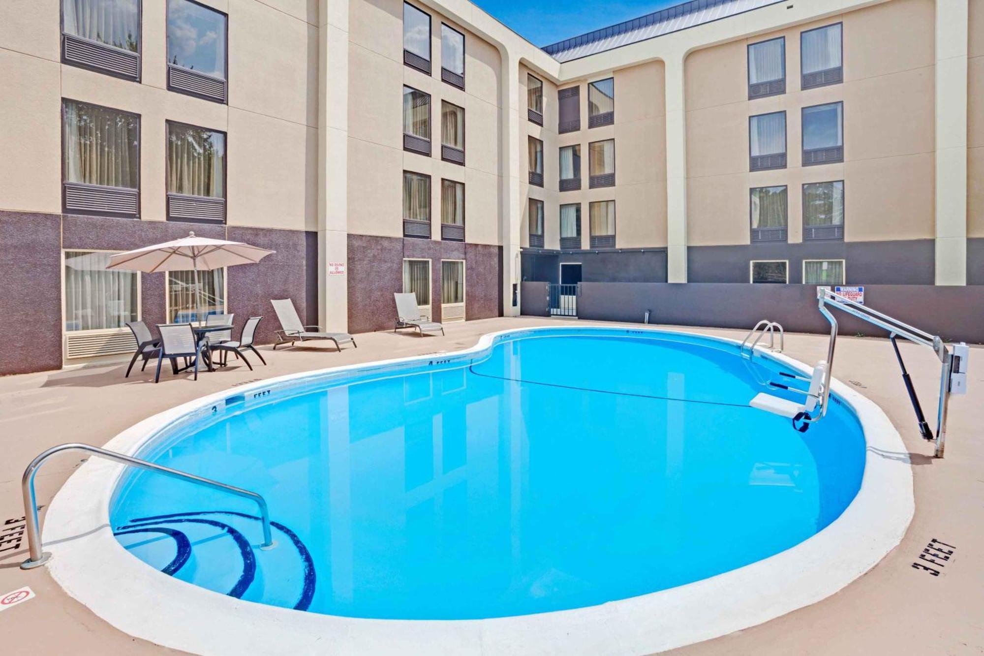 Hotel Wyndham Garden Charlotte Airport Southeast Zewnętrze zdjęcie