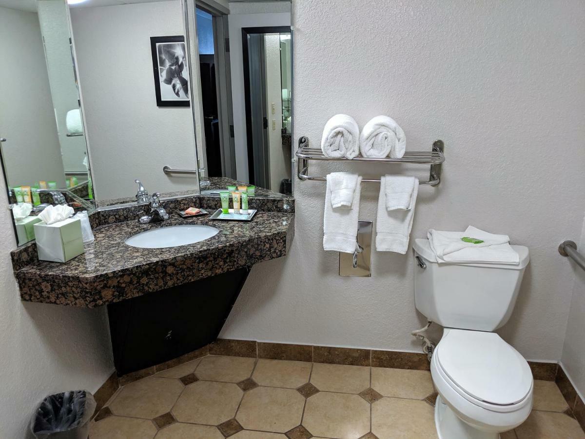 Hotel Wyndham Garden Charlotte Airport Southeast Zewnętrze zdjęcie